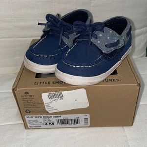 Sperry intrepid crib shoe